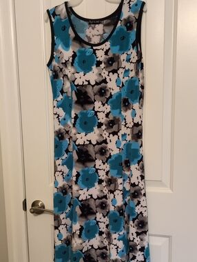Sleeveless Midi Dress with Teal and Black Floral Print